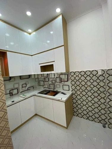 Thanh Lý Căn Nhà Ngay Huỳnh Văn Bánh, Phú Nhuận/ DT 75,4m2/ 4 Tỷ 820tr