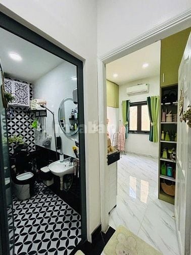 Vỡ nợ bán căn Đ.Tô Hiến Thành-Q.10, 51m2/SHR/1ty169Tr, hxh-Shr bao phí