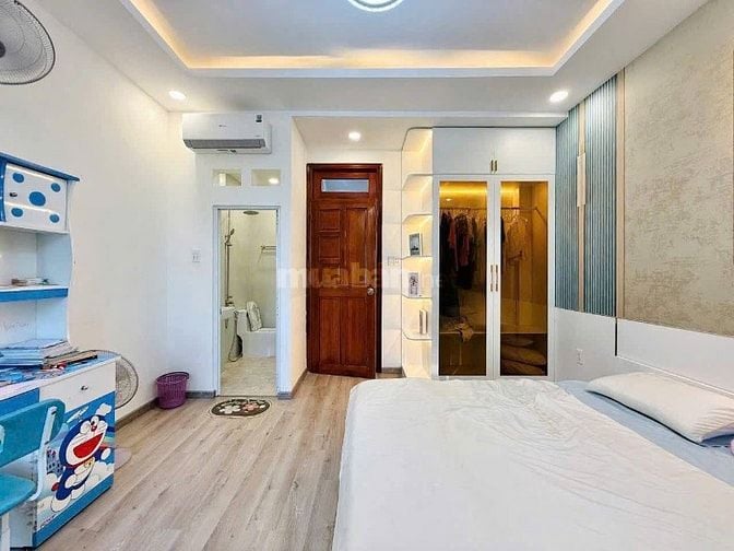 Chính chủ cần bán gấp nhà Huỳnh Văn Bánh, PN. Giá: 3 Tỷ 110 / 54.6m2