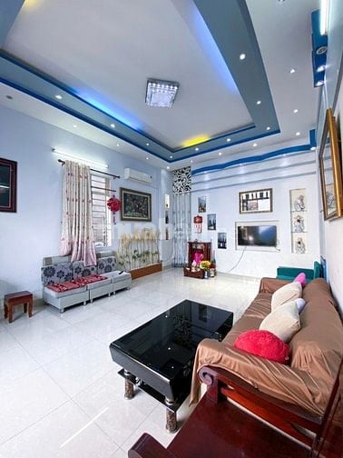 BÁN NHÀ MẶT TIỀN NGAY BÀ HOM SÁT CHỢ DT 152M2 VUÔNG A4 NHỈNH12 TỶ