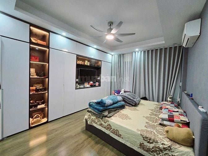 Phương Canh CCMN CHDV-3 MẶT ĐƯỜNG Ô TÔ - 11PHÒNG, 50m2 6 tầng Thang Má