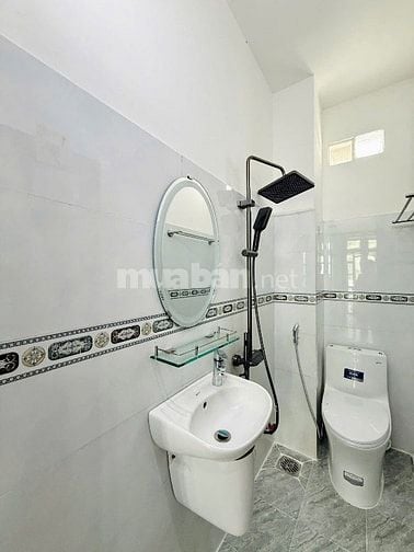 Bán nhà 2 tầng, 52.8m2 ngay Lê Văn Sỹ, Quận 3. Giá: 3 Tỷ 220. SHR