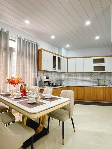 CHÚ KIÊN CẦN BÁN GẤP CĂN NHÀ Đ THÀNH THÁI, QUẬN 10, GẦN UBND PHƯỜNG 14