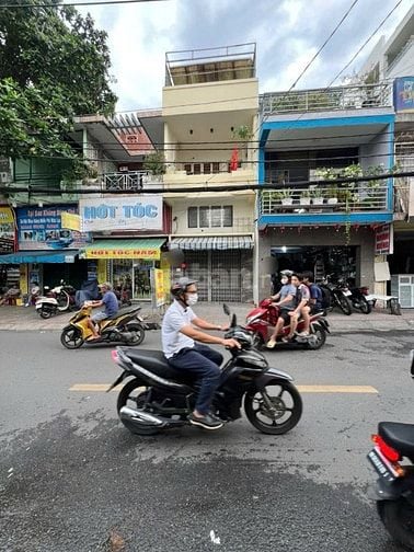 ⭐️Nhà 2 Lầu Mặt tiền đường kinh doanh Trần Quý Cáp, P11, Q.Bình Thạnh,