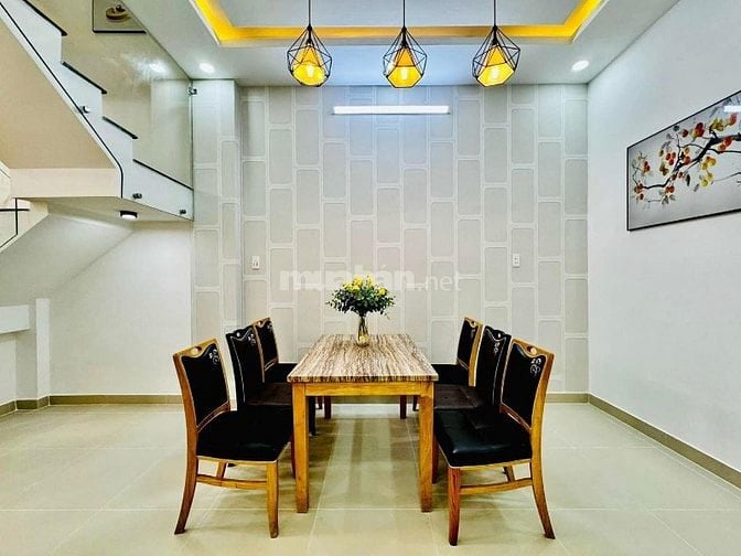 Bán nhà sổ hồng Lê Văn Việt, TĐ. 58,8m2 giá 2tỷ890. 