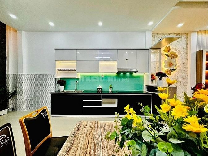 Bán nhà sổ hồng Lê Văn Việt, TĐ. 58,8m2 giá 2tỷ890. 