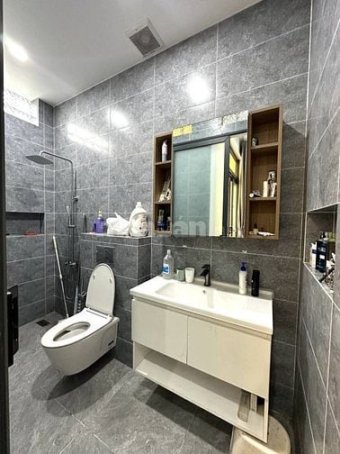 Thua lỗ bán gấp căn nhà chỉ 1ty288tr/50m2 Lê Văn Lương Q.7, Shr-hxh