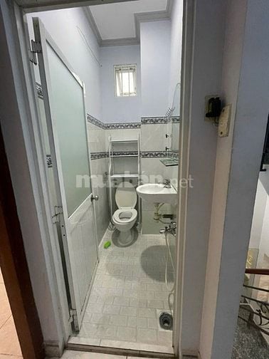 Bán nhà 2 lầu Khu Dân Cư Nam Hùng Vương, Bình Tân, 4PN, giá 4.4 tỷ