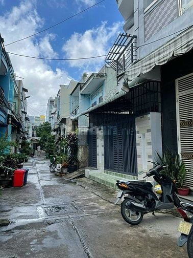 Bán nhà 2 lầu Khu Dân Cư Nam Hùng Vương, Bình Tân, 4PN, giá 4.4 tỷ