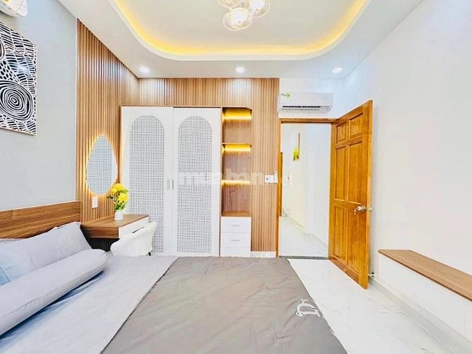 Nhà Nhỉnh 3 Tỷ - Hẻm Văn Chung, Tân Bình - 62m2 - Sẵn HĐ Thuê 17tr/ th