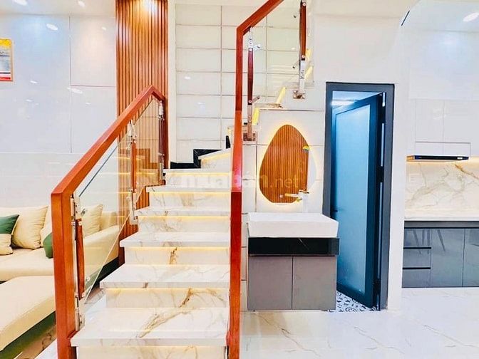 Nhà Nhỉnh 3 Tỷ - Hẻm Văn Chung, Tân Bình - 62m2 - Sẵn HĐ Thuê 17tr/ th