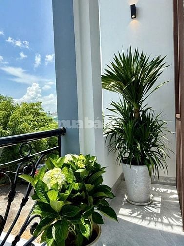 BÁN NHÀ 1T/1L GIÁ 2.750 TỶ MỚI 100% FUL CÔNG NĂNG 