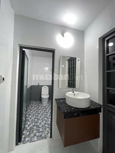 BÁN NHÀ GẦN TRUNG TÂM – GIÁ CHỈ 5 TỶ 25 – SỔ ĐỎ, HOÀN CÔNG ĐẦY ĐỦ!