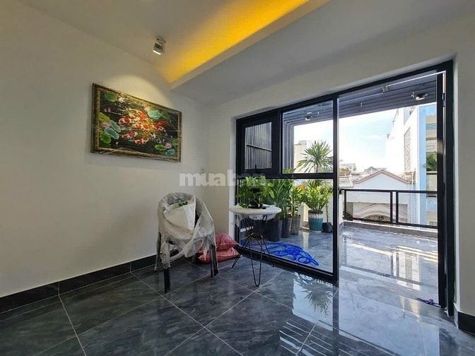 Nhà Hoàng Văn Thụ Phú Nhuận 50m2/giá 2.450 tỷ 1T1L cho thuê 14tr/tháng