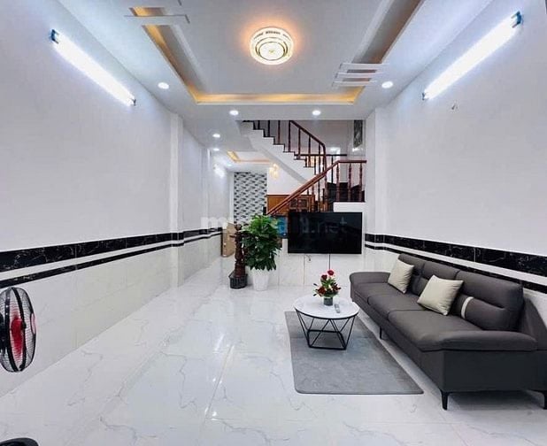 Căn nhà đẹp 50.4m2 ngay Cô Giang, Phú Nhuận. Giá: 3 Tỷ 150 tr. SHR