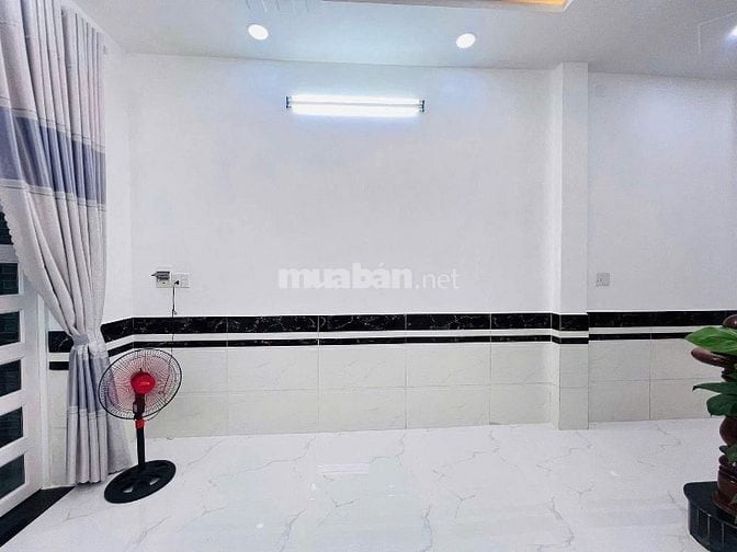 Căn nhà đẹp 50.4m2 ngay Cô Giang, Phú Nhuận. Giá: 3 Tỷ 150 tr. SHR