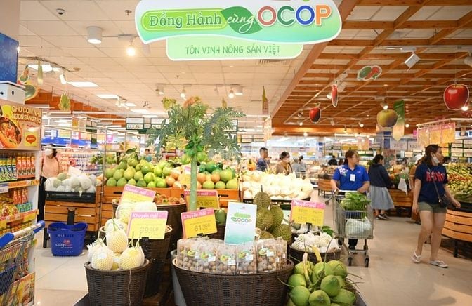 Dịp hè siêu thị tuyển gấp LĐPT trung tuổi khỏe mạnh đi làm ngay