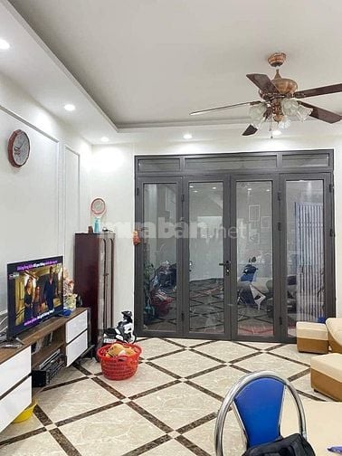 Bán gấp căn Lâm Văn Bền, Tân Thuận Tây, quận 7 giá 3tỷ200tr hẻm xe hơi