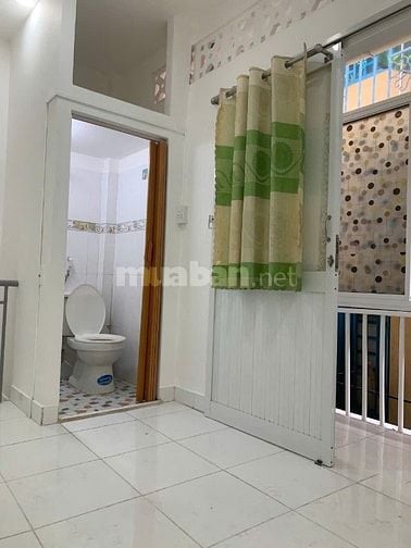 Cho thuê nhà hẻm 2m(XM) Lê Hồng Phong, Q.10 giá 8.5tr