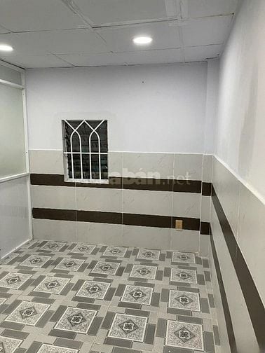 Cho thuê nhà hẻm 3m(BG) Nguyễn Gia Trí, P.25, Q.Bình Thạnh giá 9tr