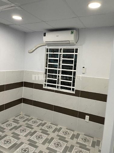 Cho thuê nhà hẻm 3m(BG) Nguyễn Gia Trí, P.25, Q.Bình Thạnh giá 9tr