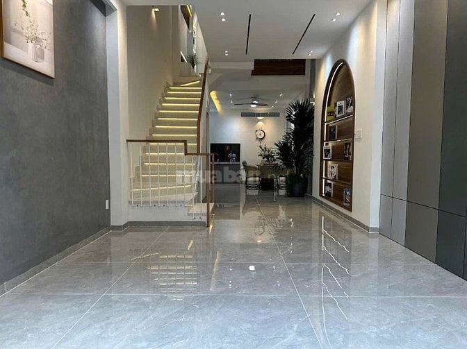 Bán Nhà Đẹp Lý Chính Thắng-Quận 3-58m2,Sổ Riêng,4PN+3WC,giá 2tỷ980 