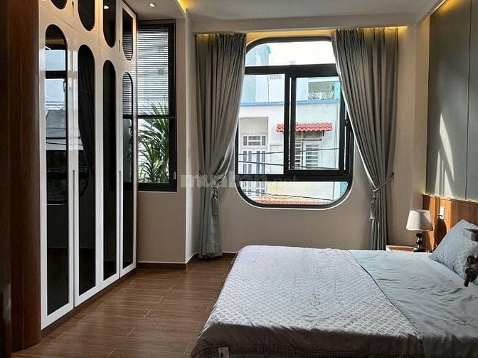 Bán Nhà Đẹp Lý Chính Thắng-Quận 3-58m2,Sổ Riêng,4PN+3WC,giá 2tỷ980 