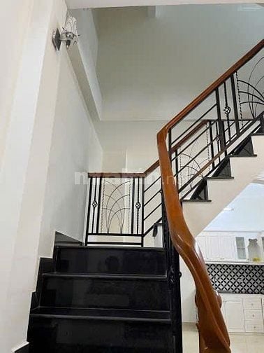 Chính chủ bán căn nhà Nguyễn Trọng Tuyển Tân Bình | 2,640 tỷ | 47,61m2