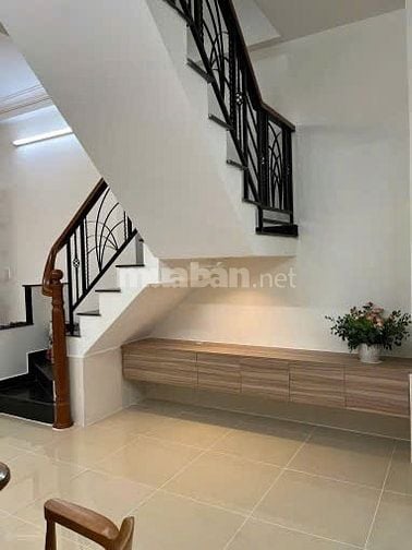 Chính chủ bán căn nhà Nguyễn Trọng Tuyển Tân Bình | 2,640 tỷ | 47,61m2