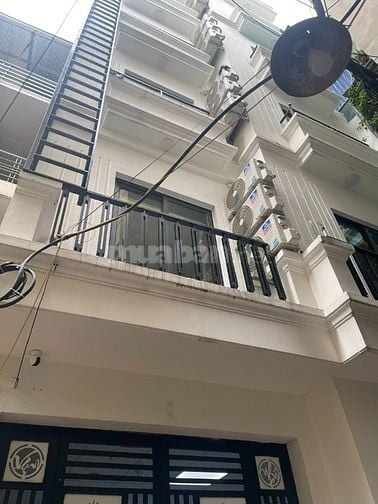 Bán nhà Thụy Khuê, Tây Hồ, Dt 50m2, 6t, mt 4.5m, ô tô đỗ, lô góc sáng.
