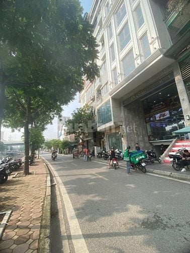  CHO THUÊ MBKD LÔ GÓC 2 MẶT TIỀN – VIEW SÔNG – THANG MÁY – ĐỖ Ô TÔ.