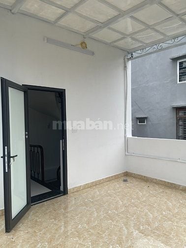Bán nhà Thụy Khuê, Tây Hồ, Dt 50m2, 6t, mt 4.5m, ô tô đỗ, lô góc sáng.