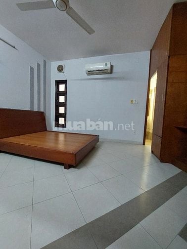 Cho thuê nhà 62/ Chấn Hưng 85m2 3 tầng đúc và sân thượng giá 20 triệu
