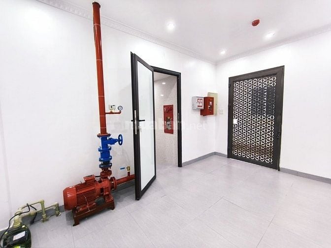 Bán nhà Thụy Khuê, Tây Hồ, Dt 50m2, 6t, mt 4.5m, ô tô đỗ, lô góc sáng.
