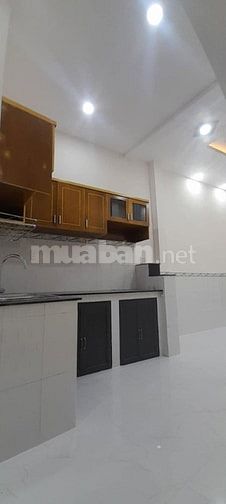 Bán nhà Sát hxh Lê Văn Lương, p. Tân Kiểng, 2 tầng, 30m2, 3.3 tỷ 