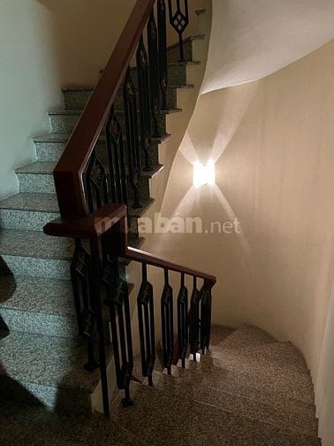 Cho thuê nhà 48 Lê Đại Hành , 46 m2 xây 3 tầng 39,9 triệu 