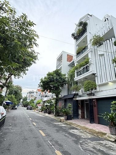 Mặt Tiền Kinh Doanh Ngay Nguyễn Sơn, Tân Phú, 5M x 19M,Chỉ Nhỉnh 11 Tỷ