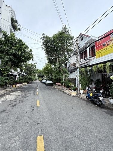 Mặt Tiền Kinh Doanh Ngay Nguyễn Sơn, Tân Phú, 5M x 19M,Chỉ Nhỉnh 11 Tỷ