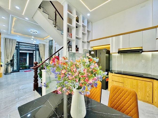 ⭐️Nhà 3 Lầu Cao Cấp hẻm Phạm Văn Chiêu, P8, Q.Gò Vấp, giá: 5,8 tỷ.