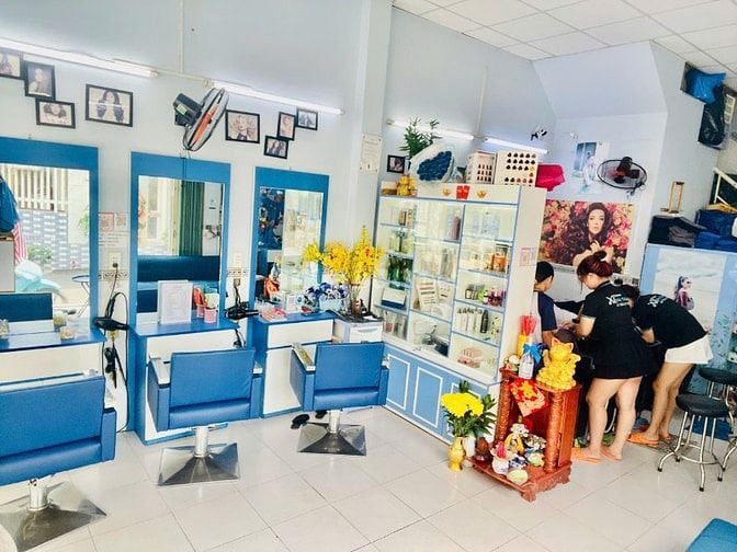 Tuyển thợ phụ khu vực Chợ Cây Gõ quận 6.