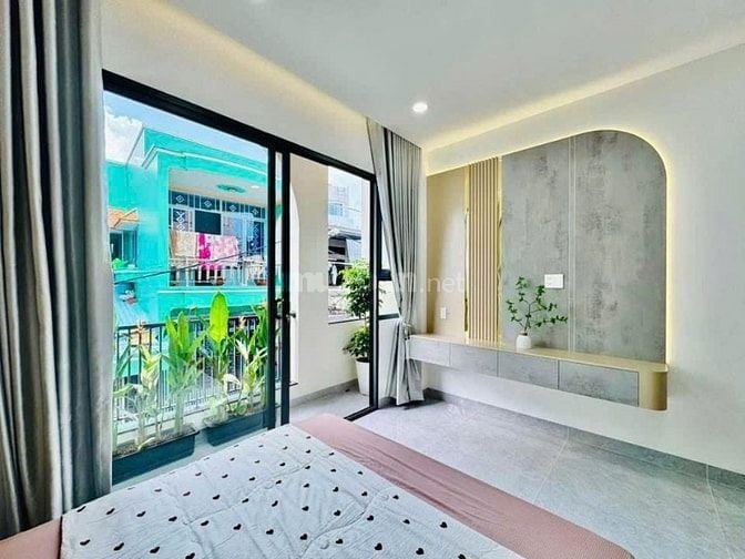 Chính chủ Ngộp vốn bán nhanh nhà ngay Lê Văn Sỹ,Quận 3 chỉ 2tỷ750 SHR 