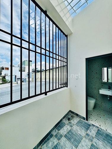 Chính chủ Ngộp vốn bán nhanh nhà ngay Lê Văn Sỹ,Quận 3 chỉ 2tỷ750 SHR 