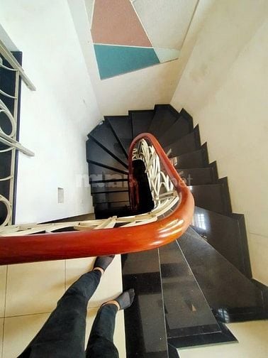 Bán nhà 282/4 Nguyễn Trọng Tuyển, Quận Phú Nhuận, nội thất cao cấp