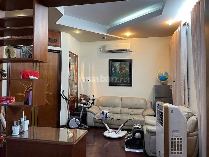 Bán nhà 282/4 Nguyễn Trọng Tuyển, Quận Phú Nhuận, nội thất cao cấp