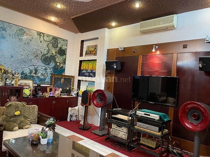 Bán nhà 282/4 Nguyễn Trọng Tuyển, Quận Phú Nhuận, nội thất cao cấp