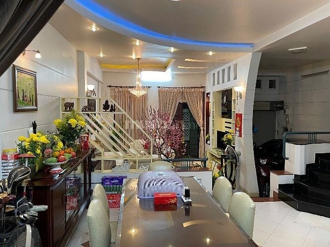 Bán nhà 282/4 Nguyễn Trọng Tuyển, Quận Phú Nhuận, nội thất cao cấp