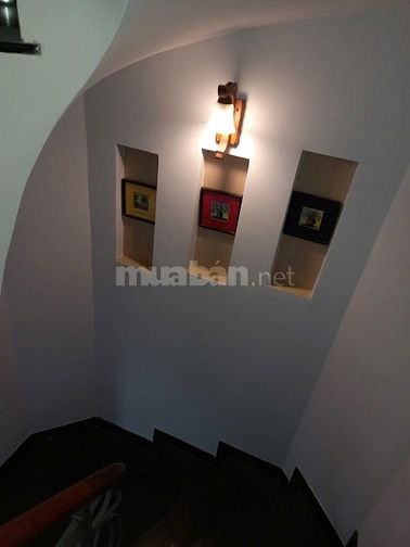 Bán nhà 282/4 Nguyễn Trọng Tuyển, Quận Phú Nhuận, nội thất cao cấp