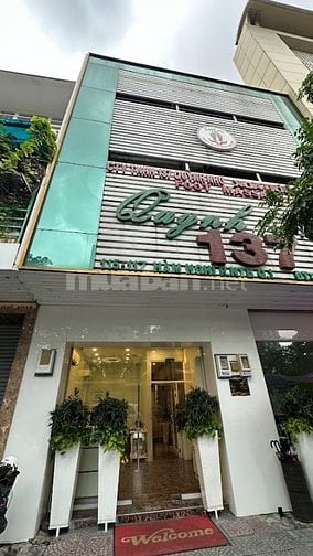 Mặt tiền Hàm Nghi - cho thuê nhà nguyên căn.