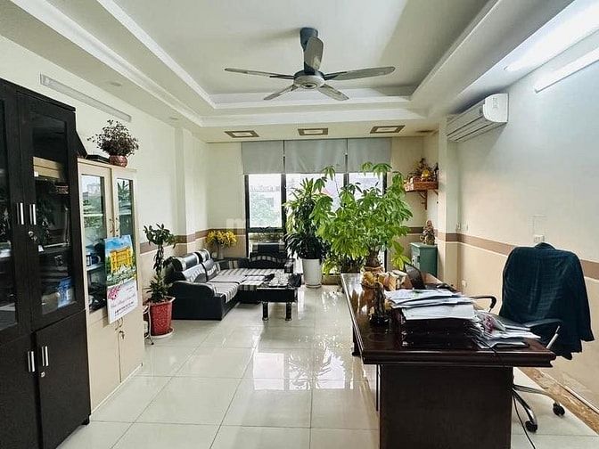 Bán nhà 5 tầng phố Quần Ngựa, 60m2, phân lô, có vỉa hè, đường ô tô
