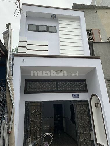 Bán nhà hẻm XH Dương Quãng Hàm chỉ 96tr/m2